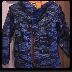 Boys North face rain coat